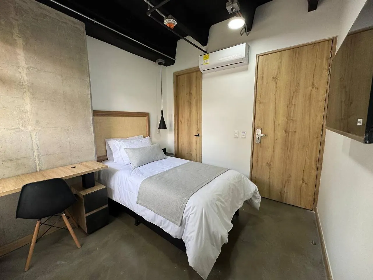 Akela Park Hotel Medellín