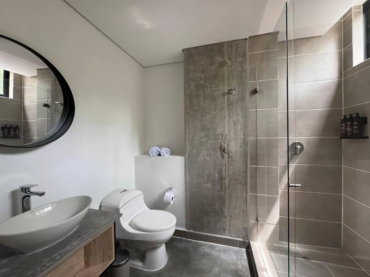 Akela Park Hotel Medellin